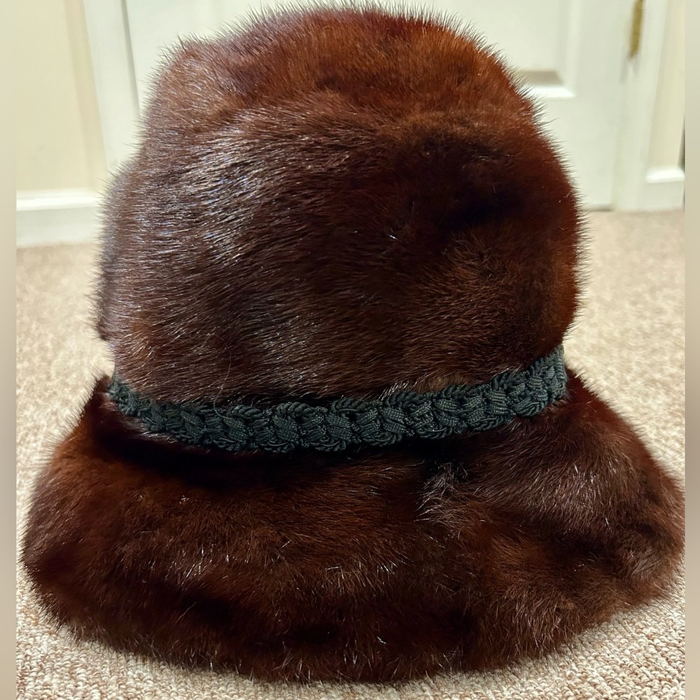 Mink Fur Hat. Pristine. Reversible - image 1